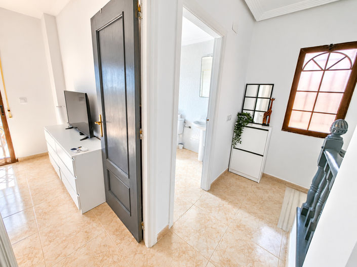 Image No.15-2 Bed Villa for sale