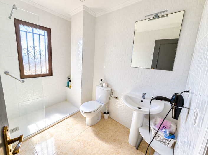 Image No.16-2 Bed Villa for sale