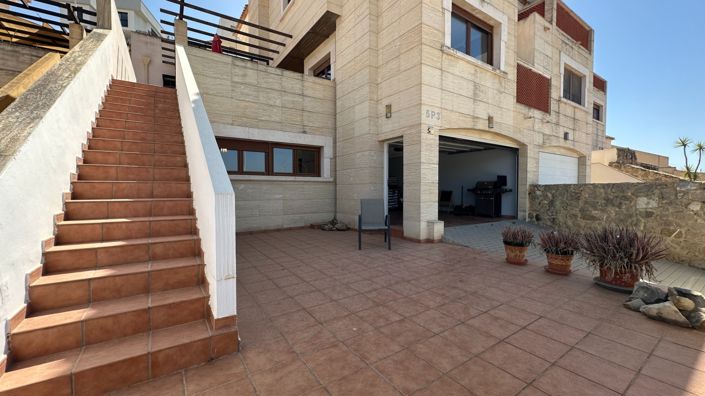 Image No.4-3 Bed Townhouse for sale