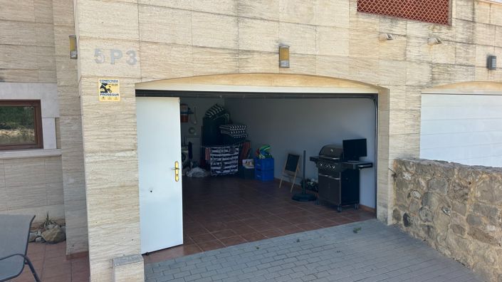 Image No.5-3 Bed Townhouse for sale