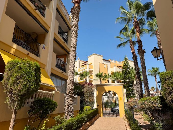 Image No.32-Appartement de 3 chambres à vendre à Torrevieja