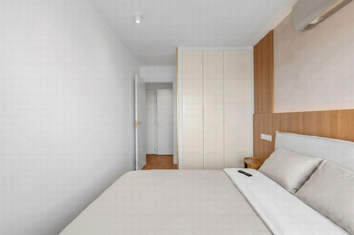 Image No.20-2 Bed Apartment for sale