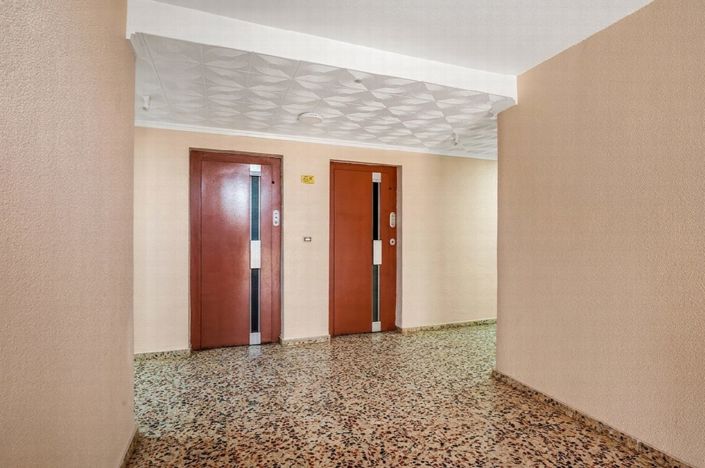 Image No.28-2 Bed Apartment for sale