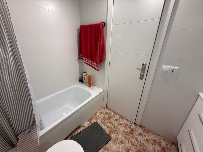Image No.16-2 Bed Apartment for sale