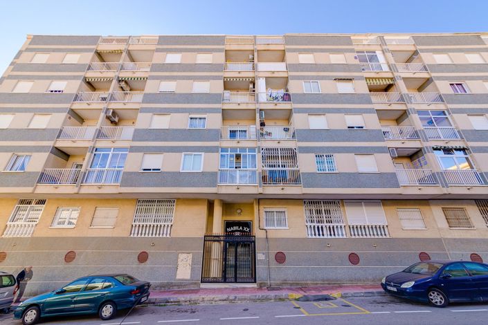 Image No.8-3 Bed Apartment for sale