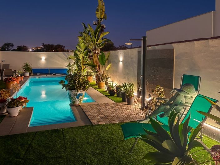 Image No.46-2 Bed Property for sale