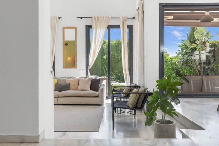 Image No.22-6 Bed Villa for sale