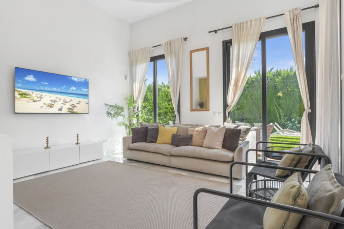 Image No.26-6 Bed Villa for sale
