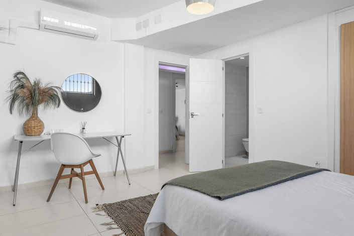 Image No.7-6 Bed Villa for sale