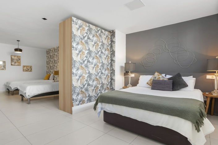 Image No.9-6 Bed Villa for sale