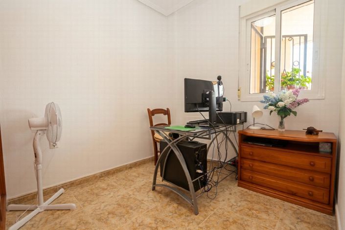 Image No.16-2 Bed Apartment for sale