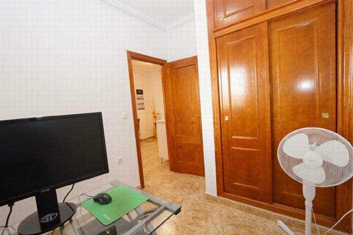 Image No.17-2 Bed Apartment for sale