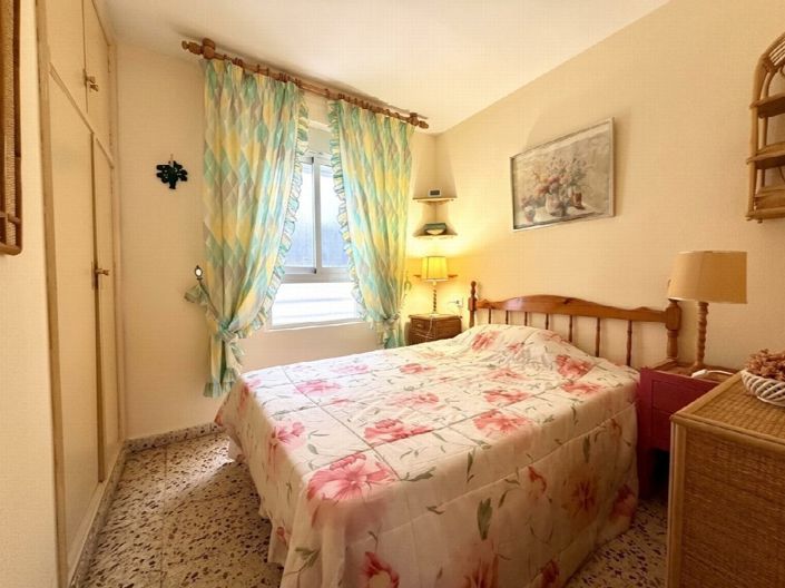 Image No.10-3 Bed Property for sale