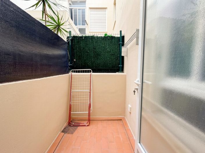 Image No.8-3 Bed Property for sale