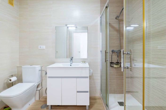 Image No.13-3 Bed House for sale