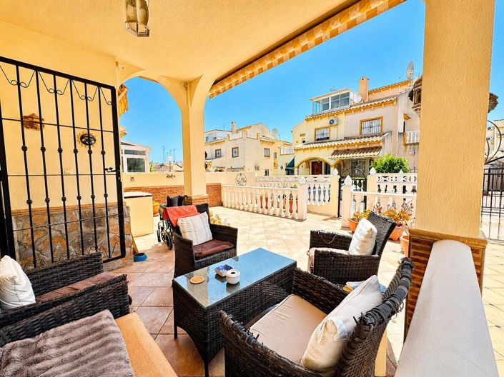 Image No.2-Maison de 3 chambres à vendre à Orihuela Costa