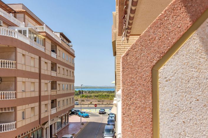 Image No.22-Appartement de 2 chambres à vendre à La Mata