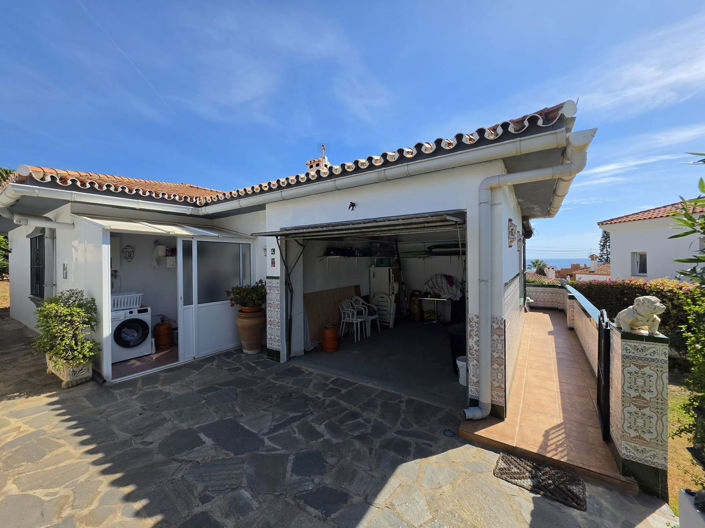 Image No.2-2 Bed Villa for sale