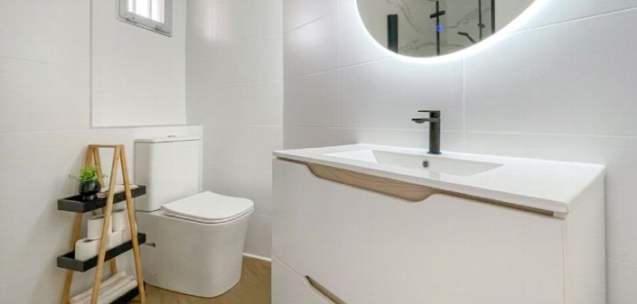 Image No.22-3 Bed Property for sale
