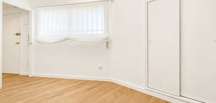 Image No.24-3 Bed Apartment for sale