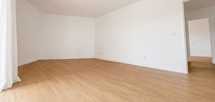 Image No.4-3 Bed Property for sale
