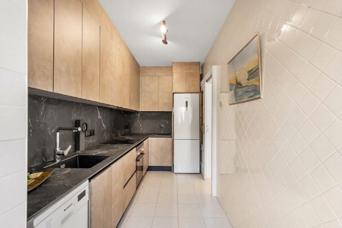 Image No.16-2 Bed Apartment for sale