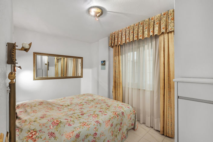 Image No.18-2 Bed House for sale
