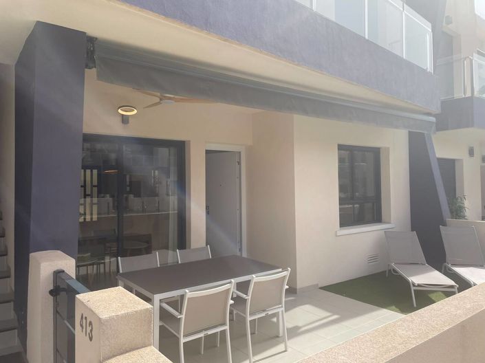 Image No.6-2 Bed House for sale