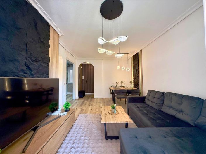 Image No.3-2 Bed House for sale