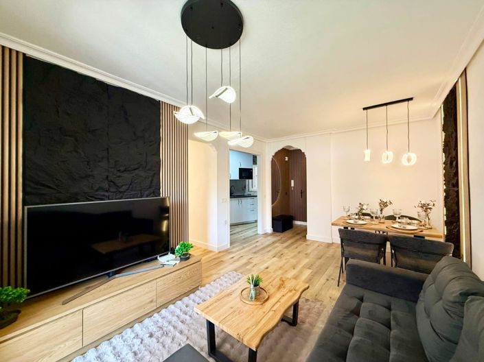 Image No.4-2 Bed House for sale