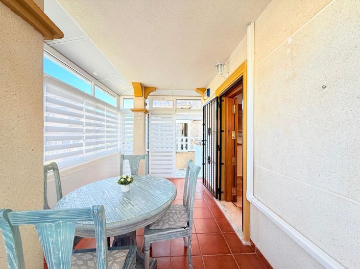 Image No.12-2 Bed Townhouse for sale
