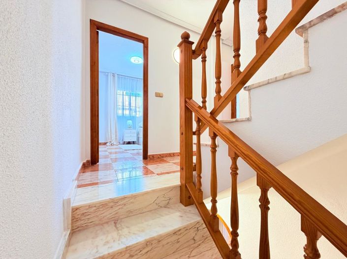 Image No.23-2 Bed Townhouse for sale