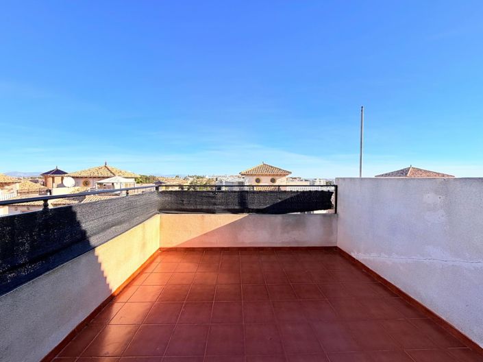 Image No.39-2 Bed Townhouse for sale
