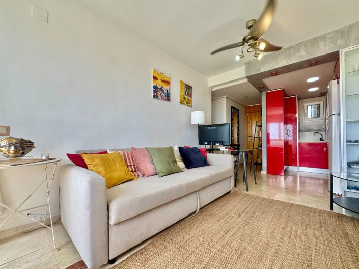 Image No.22-2 Bed Apartment for sale