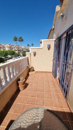 Image No.11-2 Bed House for sale