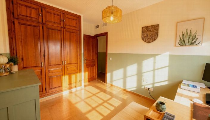 Image No.32-Villa de 5 chambres à vendre à Malaga