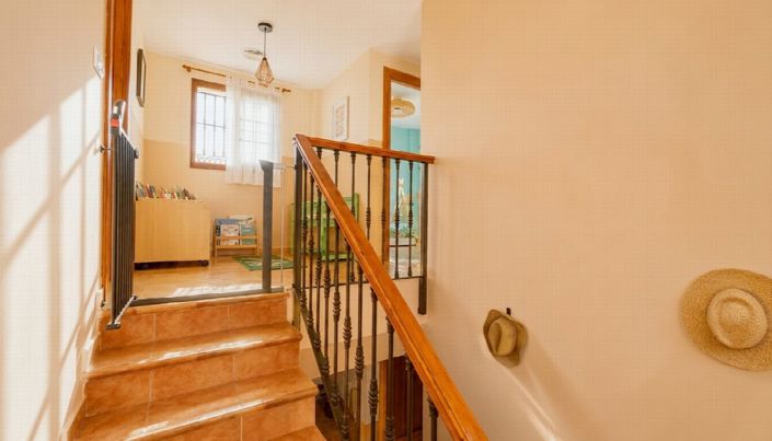 Image No.16-5 Bed Villa for sale