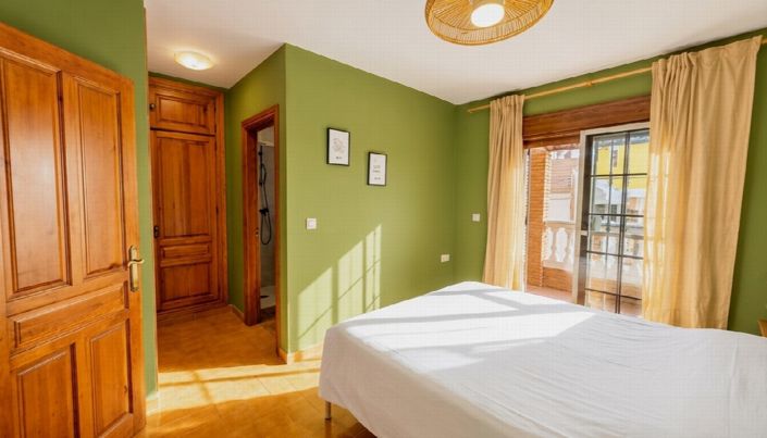 Image No.23-5 Bed Villa for sale