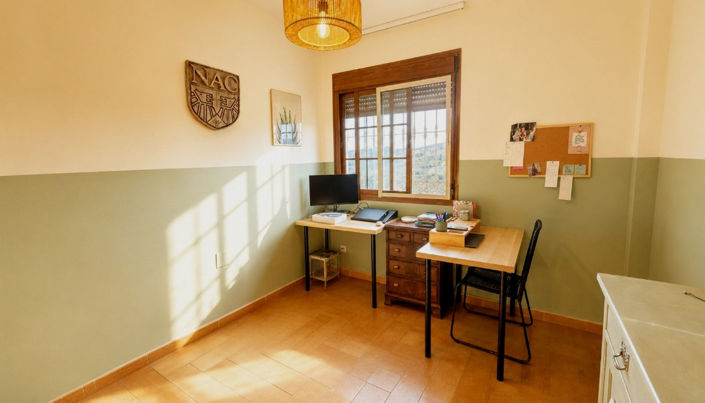 Image No.30-5 Bed Apartment for sale