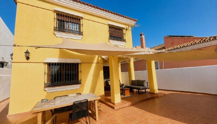 Image No.43-5 Bed Villa for sale