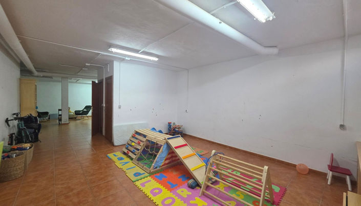 Image No.49-5 Bed House for sale