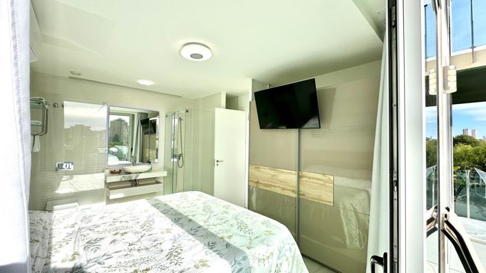 Image No.4-2 Bed House for sale