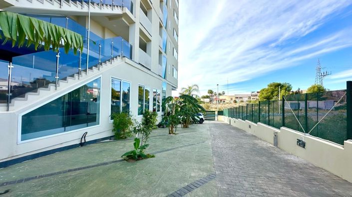 Image No.40-2 Bed House for sale