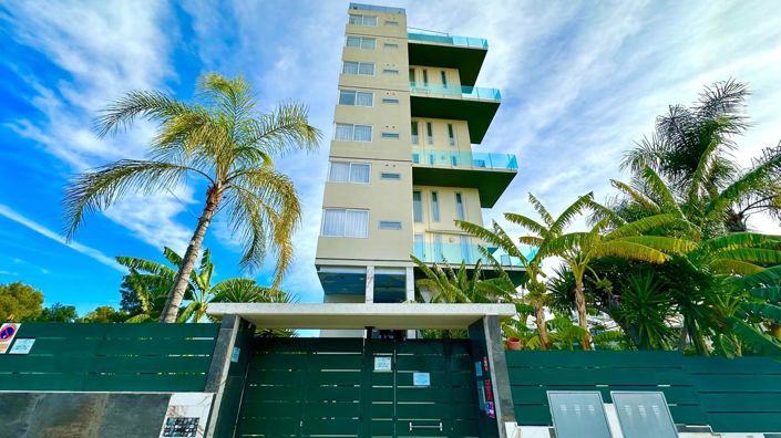 Image No.49-2 Bed House for sale