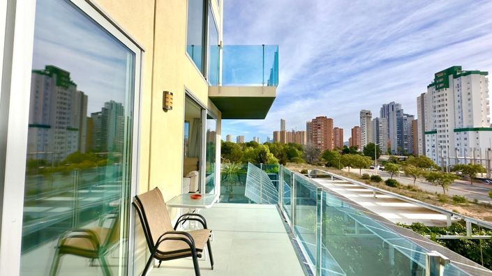 Image No.6-2 Bed House for sale