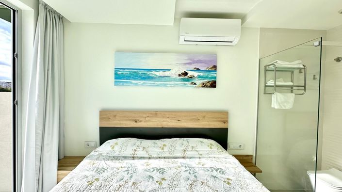 Image No.7-2 Bed House for sale