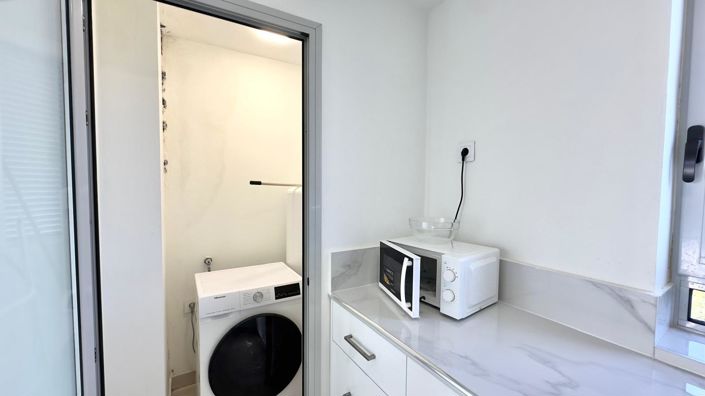 Image No.30-2 Bed House for sale