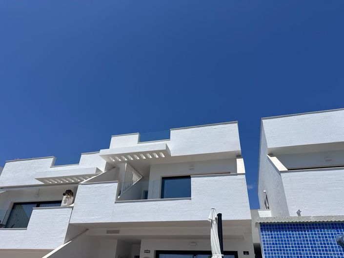 Image No.19-3 Bed Apartment for sale