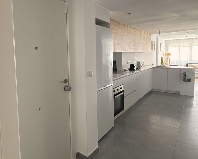 Image No.17-2 Bed Apartment for sale