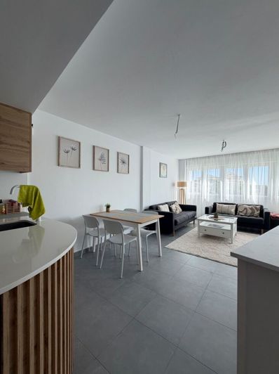 Image No.21-2 Bed House for sale